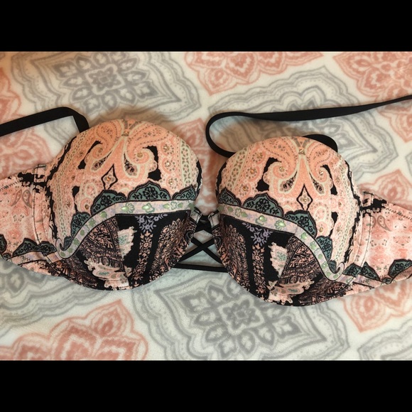 ❤️SOLD❤️Victoria’s Secret bandeau bikini - Picture 2 of 5